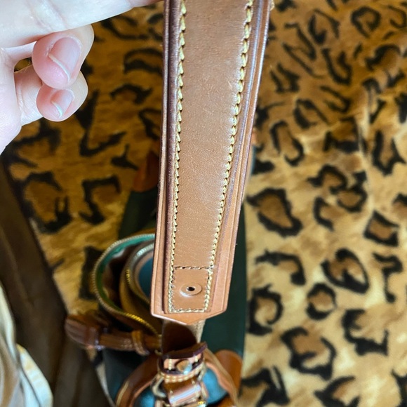 Dooney Bourke extra photos - Picture 4 of 8
